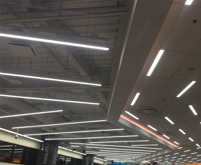 surface mounted linear light