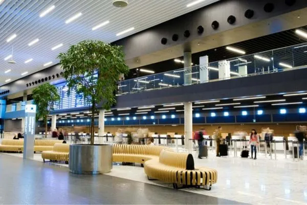 airport lighting (9)