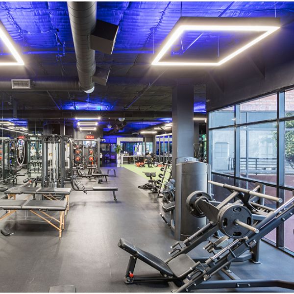 square box shape light gym fitness center